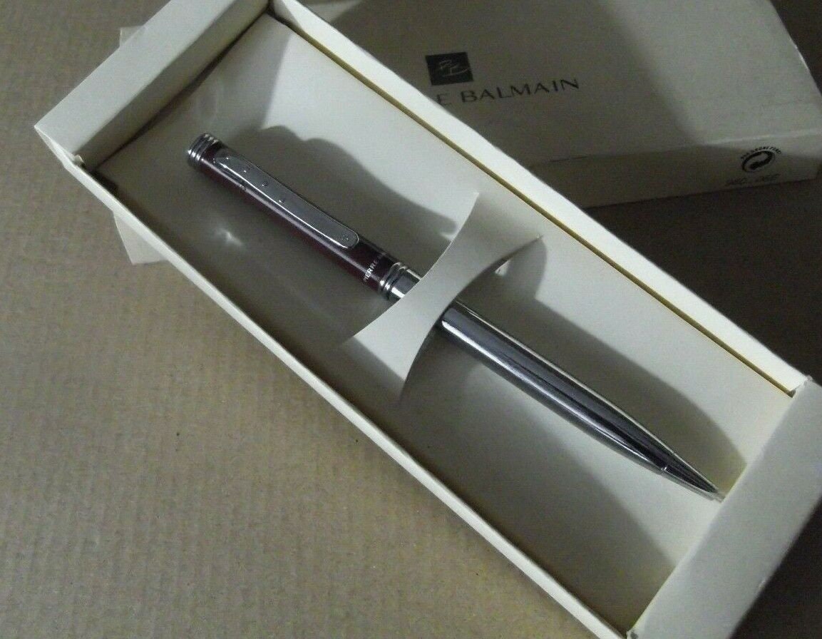 A Vintage Gucci Ballpoint Pen in Original Box With Leaflet 