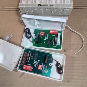 Wireless Keypad lot 2 x Visonic CL-4W vintage image 6
