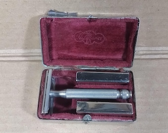 Vintage Gillette England razor in box, Palmera style, 1950s