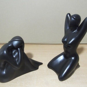 Vintage Lot 2 x Figures Woman Ceramic figures in black 80-90 years