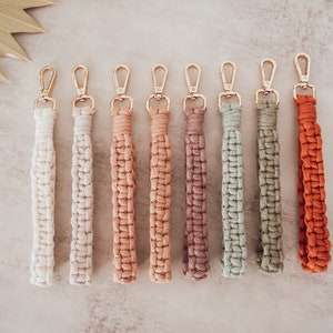 Pulsera Macrame / Llaveros Macrame / Llavero Boho Macrame / Ideas de regalos hechos a mano