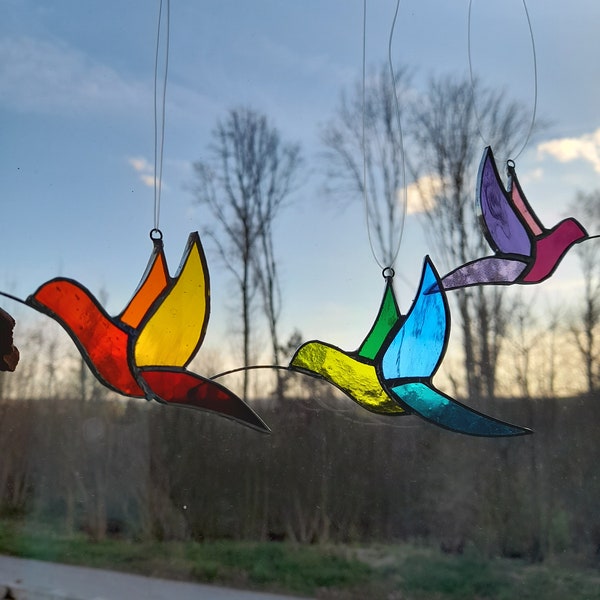 Kleine Kolibris aus Glas, Geschenk, Deko für Garten oder drinnen,Buntglas, Eisblumenglas, Hänger, Tiffany Technik