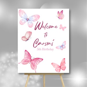 Bewerkbare vlinderverjaardag welkomstbord verjaardagssjabloon, onze kleine vlinderverjaardagsposter, vlindermeisjesverjaardag, vlinderfeest