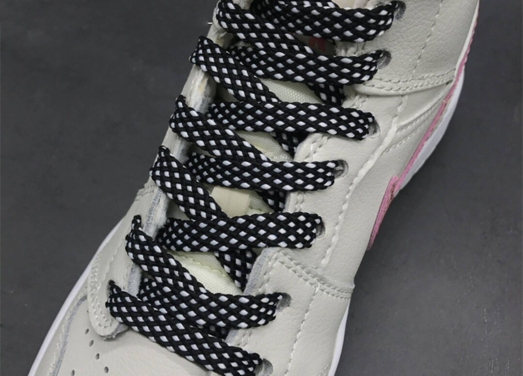 Black and White Twill Strings Shoelaces, Flat Athletic Sport Sneaker