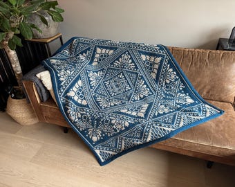 Bibelot - Overlay mosaic crochet pattern