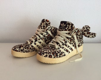 Jeremy Scott design baskets Adidas sneakers - Leopard Hi tail 'sandstorm'