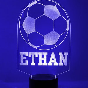 Luz nocturna LED de balón de fútbol personalizada con 16 colores y control remoto, fabricada en EE. UU.