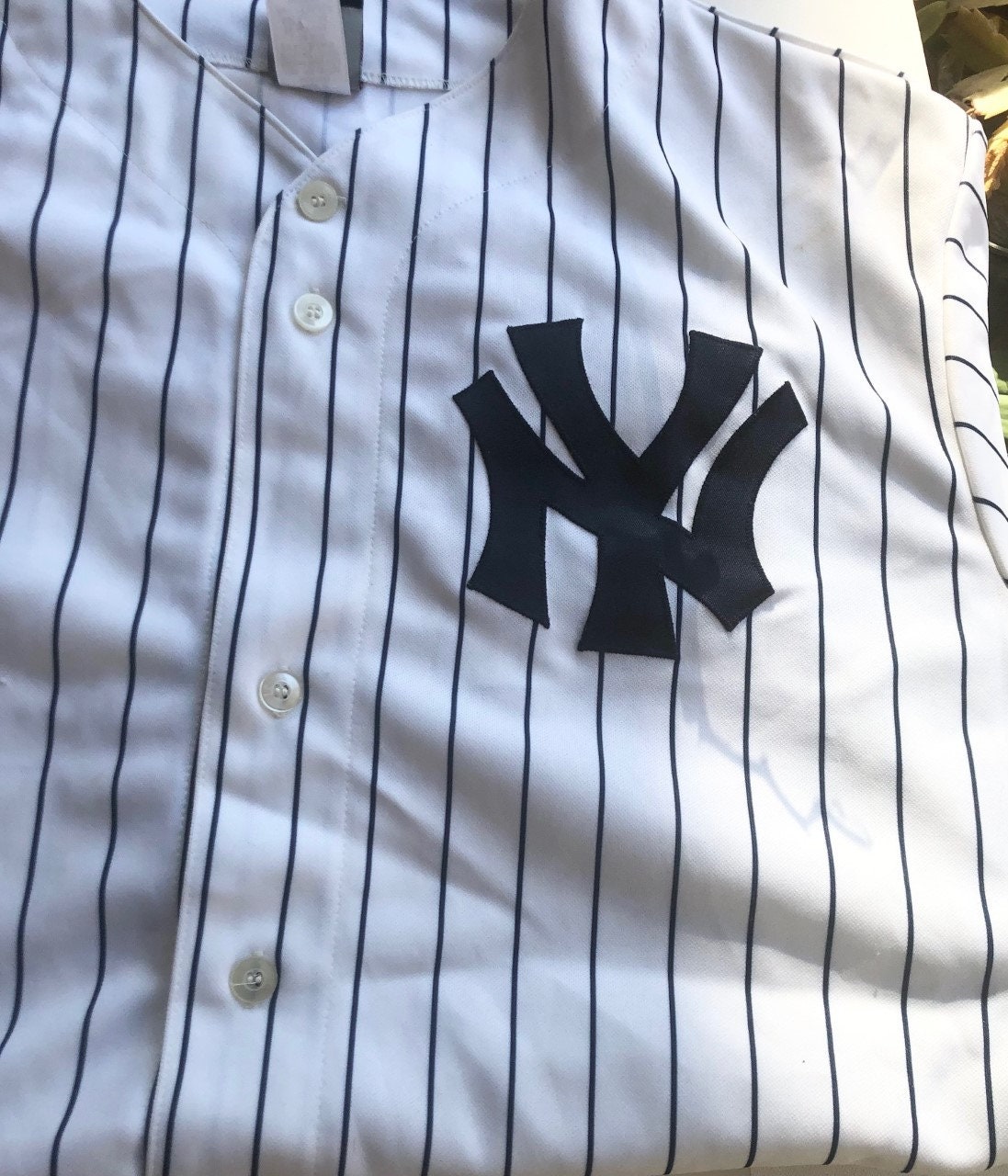 PATSILVER NY Yankee Uniform Shirt with No 20 on Back Unsigned