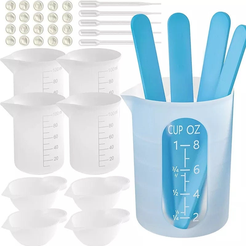 Oungy 100pcs Plastic Mixing Cups for Epoxy Resin 20OZ(600ml) with 100pcs Mixing Sticks, Graduated Plastic Measuring Cups for Mixing Resin Painting