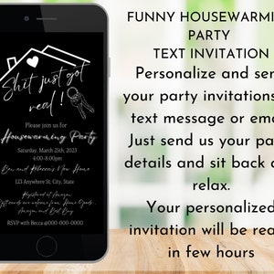 Puede incluir: Una pantalla de tel&eacute;fono en blanco y negro que muestra una invitaci&oacute;n a una fiesta de inauguraci&oacute;n de la casa con el texto "Shit just got real!" y la fecha "Saturday, March 25th, 2023". La invitaci&oacute;n tambi&eacute;n incluye el texto "Housewarming Party" y "Ben and Rebecca's New Home".