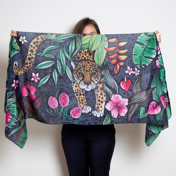 Leichter Schal aus Baumwollmischung mit Leoparden-Muster main image 1
