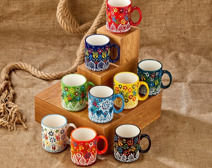 Tasse à café en céramique colorée peinte à la main, tasse à café faite à la main de 11 oz, grande tasse de conception de fleur, tasse à café traditionnelle turque, cadeau fait main