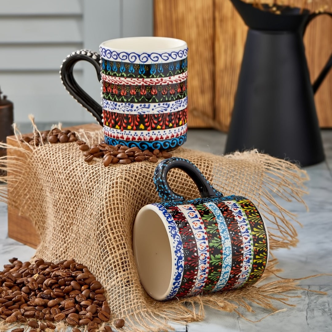 Cartier 陶器エッグカップ カラフル Cartier 陶器エッグカップ カラフル キッチン・食器