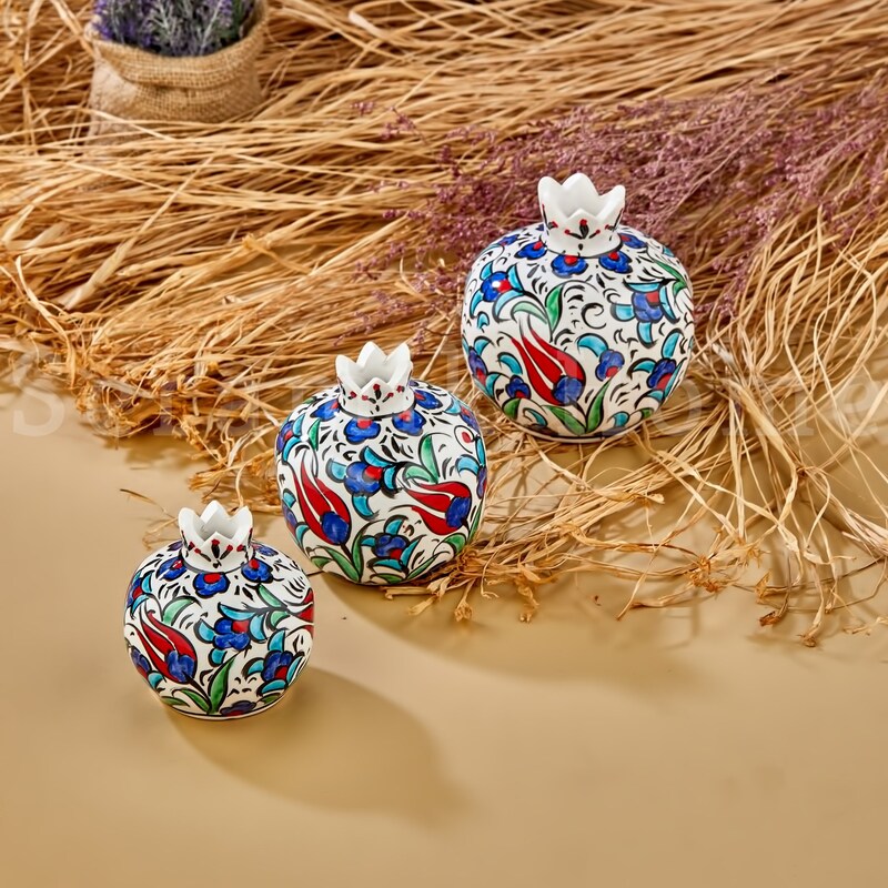 Red Ceramic Pomegranate Trio – Graduated Decor Set