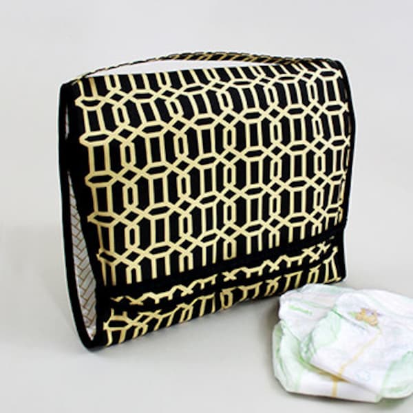 On-the-Go Changing Pad & Diaper Caddy Sewing Tutorial