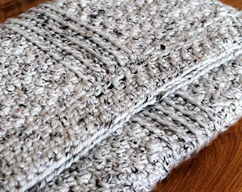 Library Book Lapghan, Crochet