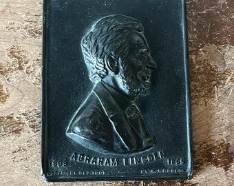 Abraham Lincoln Commemorative Wall Hanging Plaque M. Wolfson Designer of The Lincoln Center Copyright 1908
