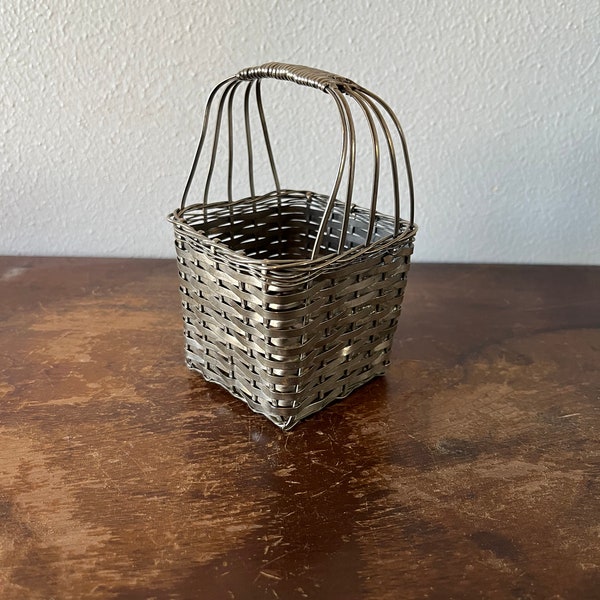 Vintage Silverplate Woven Basket Silver Basket Decor Table Accent Small Silver Basket Metal Basket Square Woven Basket Silverplate Decor