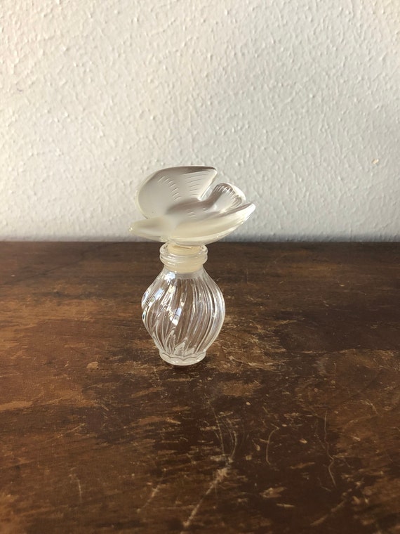 Lalique Crystal Frosted Dove Nina Ricci Perfume Bo