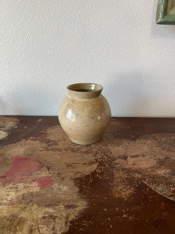 Stoneware Vase Natural Colors Bulbous Flared Lip Signed WMH OK 69 Tobacco Spit