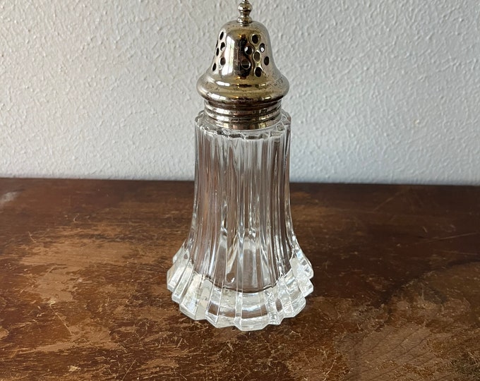 Vintage Muffineer Sugar Shaker Glass Silverplate Lid Fluted Design