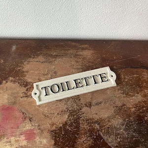 Toilette Painted Metal Wall Plaque Black and White Wall Decor Oddities Metal Sign Door Sign