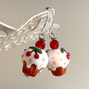 Boucles d'oreilles bombe cerise cupcake