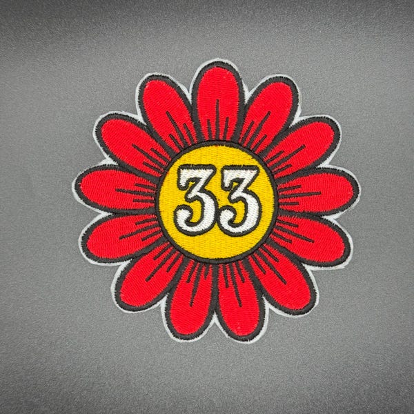 Billy Strings Red Daisy 33 Iron On Patch