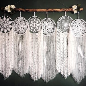 Bohemian White Doily Dreamcatcher Set, 6-Piece Wedding Wall Hanging, Handmade Bedroom Decor