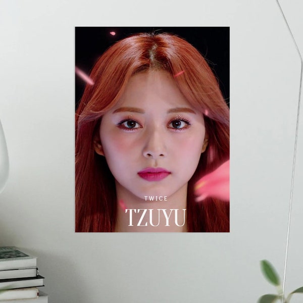 TWICE グッズ Tzuyu】Twice Tzuyu Picture set (Ready to be), Hobbies