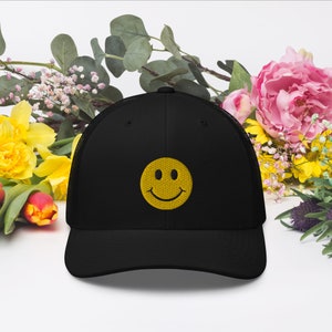 Smiley Face Embroidered Trucker Hat, Aesthetic Hat, Womens Trucker Hat, Trucker Hat Men, Embroidered Dad Hat, Smiley Face Patch Hat