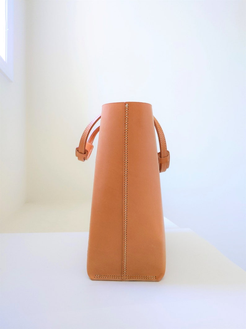 ansmund No.1, handstitched leather tote, handmade leather tote, large leather tote, vegetable tanned tote, Gift. image 4