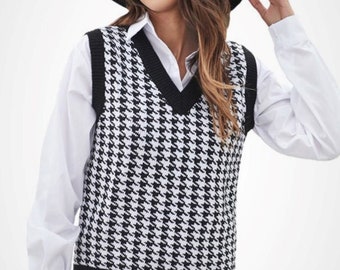 brown houndstooth sweater