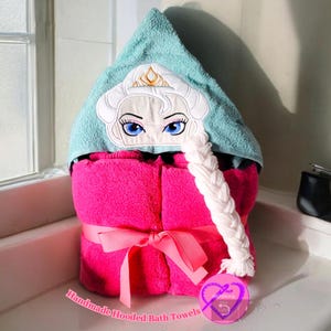 Kids Personalized Hooded Towel| Beach Towel| Gift For Kids| Character Kids Towels|Custom Towels| Childrens Beach Towel| Kids Bath Towels