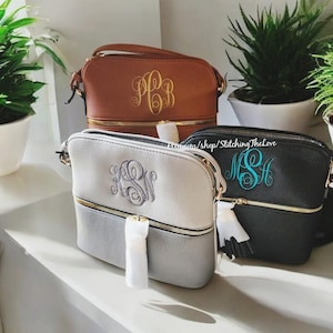 Monogrammed Crossbody Purse|Crossbody purses|Personalized Purse|Free Ship|Personalized Purses|Purse for her|Embroidered Purses|Purses|