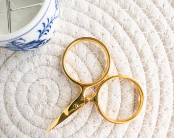 Small Gold Embroidery Scissors | Mini Thread Snips | Scissors with Large Finger Holes