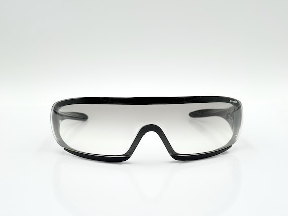 Vintage Arnette Untouchable White
Wraparound Sunglasses Y2K Vintage arnette sunglasses - Gem main image 3