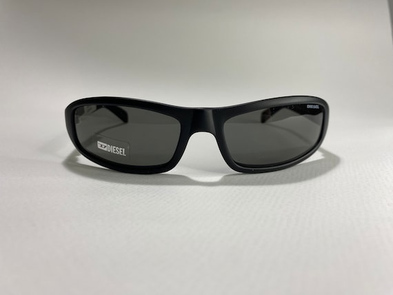 DIESEL sister No 1GT Vintage 2000s Slim Wrap Sunglasses Men 
