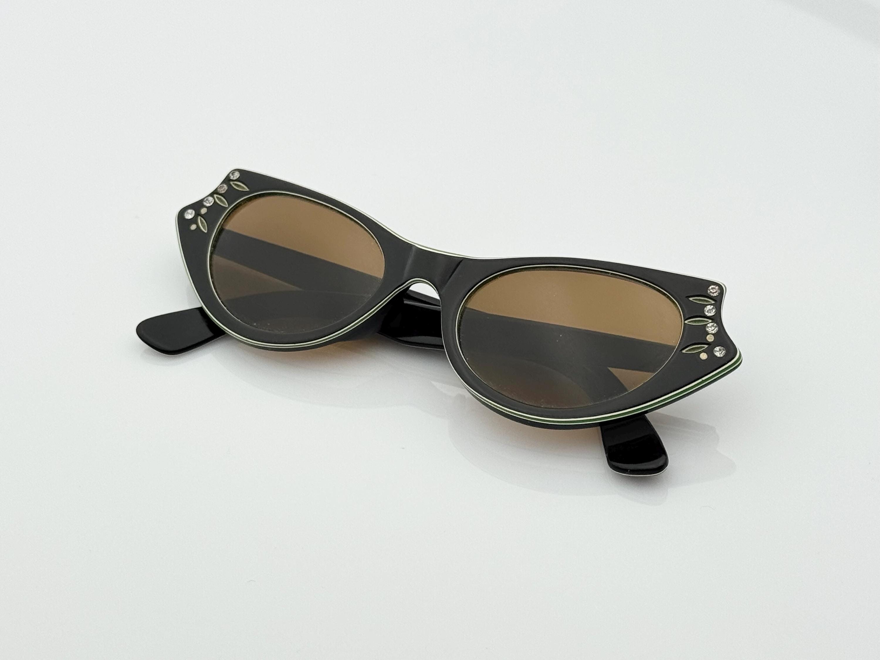Cosmetan Vintage Cat-eye Sunglasses, Black Acetate Frame  display picture 1