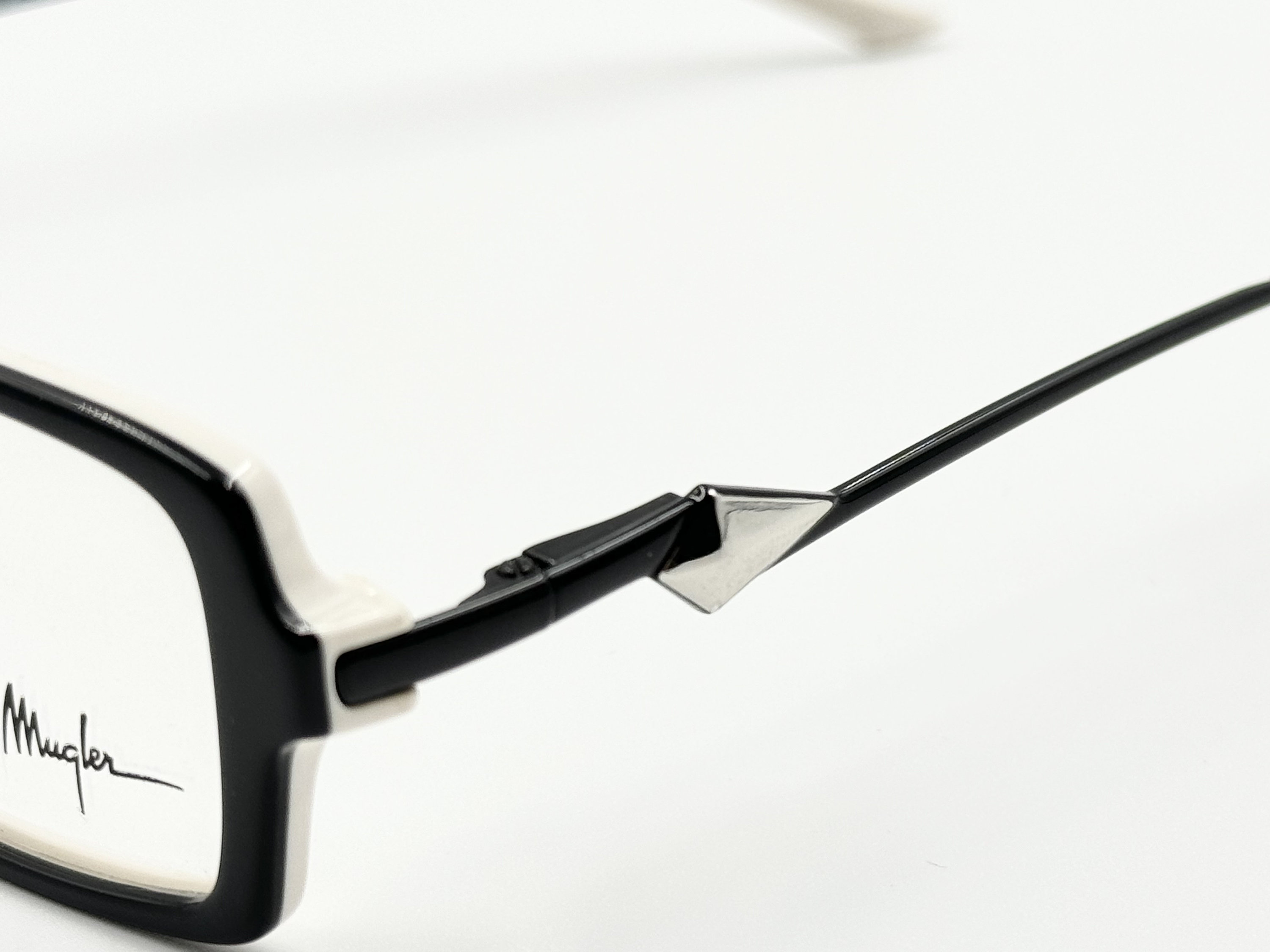 Lunettes De Soleil Vintage Thierry Mugler TM 10014 C3 - Monture Dorée/grise - Verres Miroir Orange