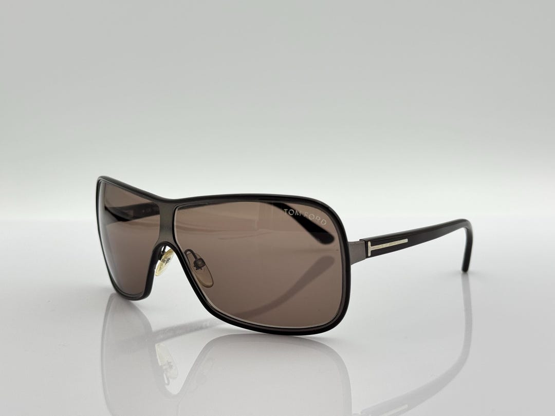【美品】TOMFORD sunglasses vintage Charlie TOM FORD Charlie 02 Sunglasses TF740 Red 1135810 | FASHIONPHILE