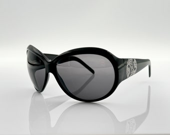 John Richmond JR59601 Vintage Wrap Sunglasses, Unique Black  display picture 3