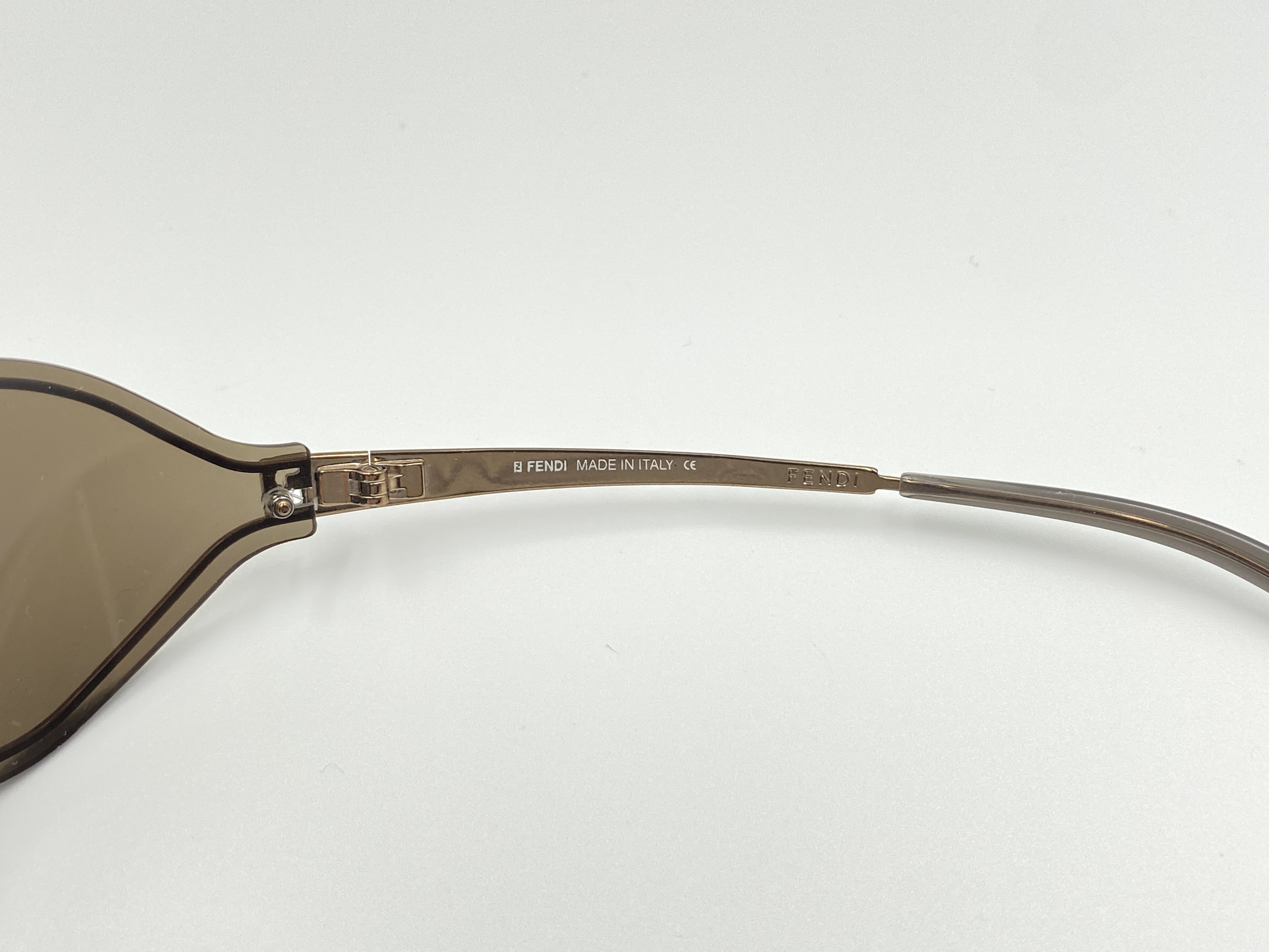 【激レア】FENDI sunglasses フェンディサングラス　FF 0121 Fendi // FF0121F/S Square Sunglasses – VSP Consignment