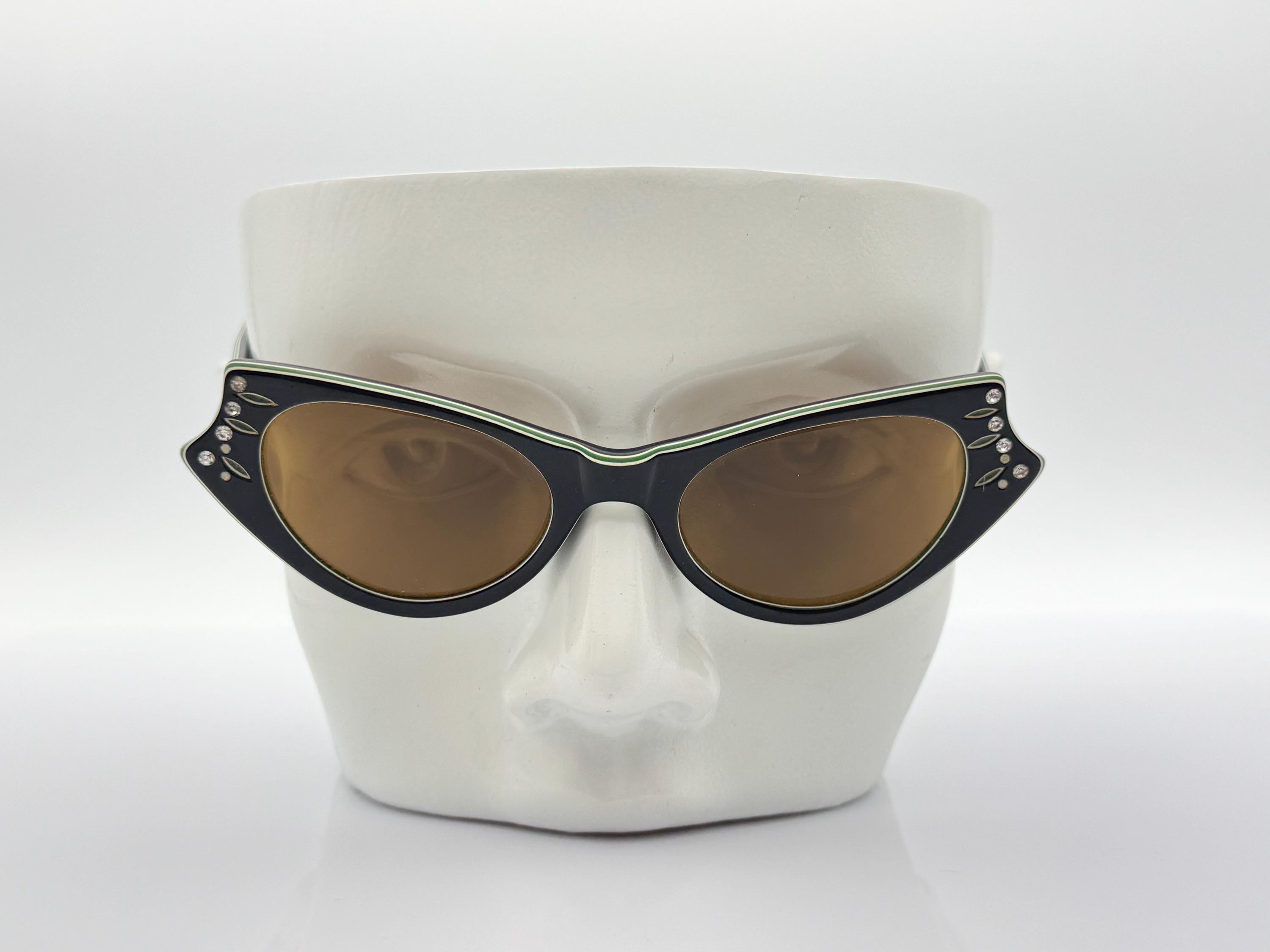 Cosmetan Vintage Cat-eye Sunglasses, Black Acetate Frame  display picture 3