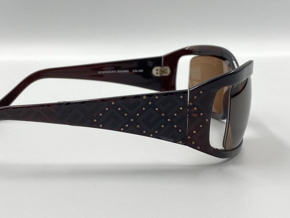 GIVENCHY SGV598s vintage rectangle sunglasses bro… - image 6