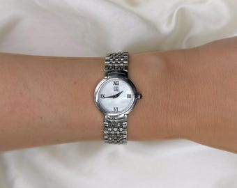 Vintage ESQ Swiss Quartz Watch, Mother of Pearl Dial Watch, Minimalist Silver Tone Wristwatch, Classic Women's Watch, Quiet Luxury Jewelry