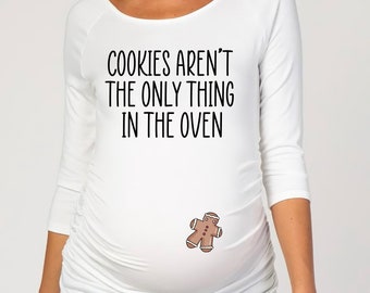 Cookies arent the only thing in the oven PNG Design