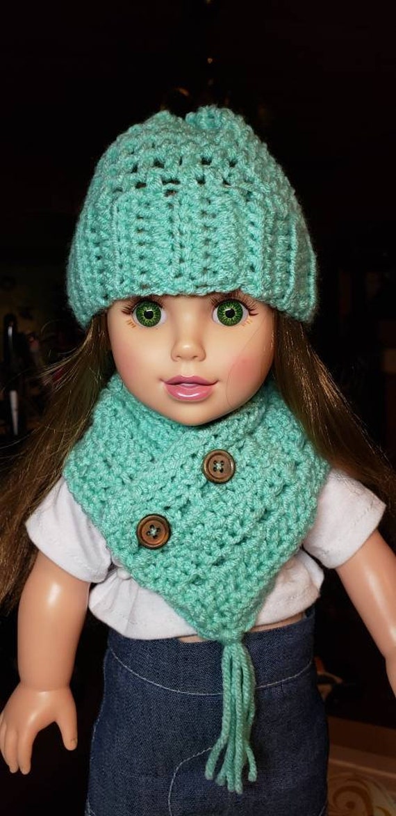 Crocheted hat & cowl set for 18 inch dolls