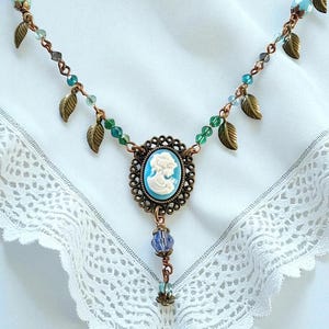 Vintage Lady Cameo Necklace, Vintage Style Beaded Necklace, Vintage Lady Cameo Pendant