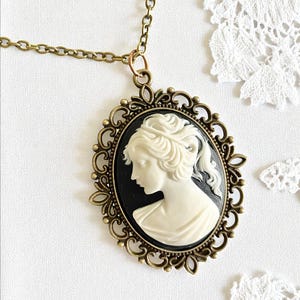 Vintage Lady Cameo Pendant, Victorian Style Black White Necklace, Handmade Silver Cameo Pendant, Historical Style Necklace, Bridgerton
